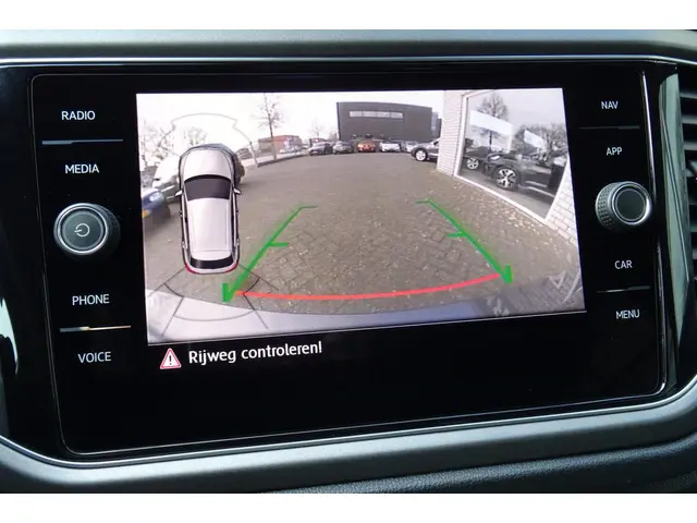 Volkswagen T-Roc 1.5 TSI Sport DSG Beats 2019 Benzine 13