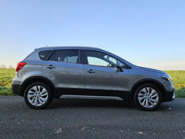 Suzuki S-Cross 1.0 Boosterjet Exclusive 2017 Benzine 2
