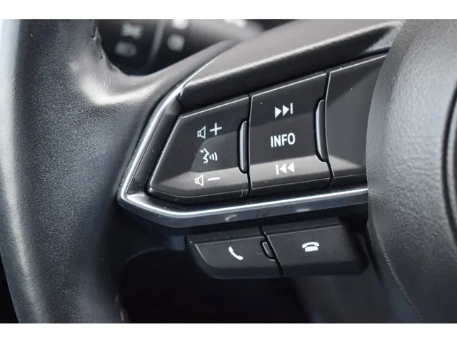 Mazda 3 2.0 SkyActiv-G 120 GT-M 2017 Benzine 27