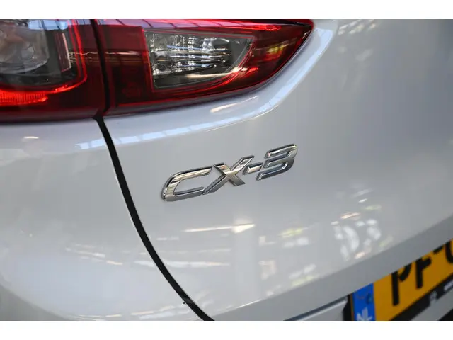 Mazda CX-3 SkyActiv-G 120 6MT GT-Luxury 2017 Benzine 6
