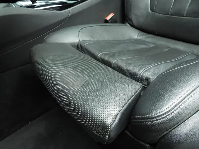 BMW 5 Serie 540i High Executive 2018 Benzine 28