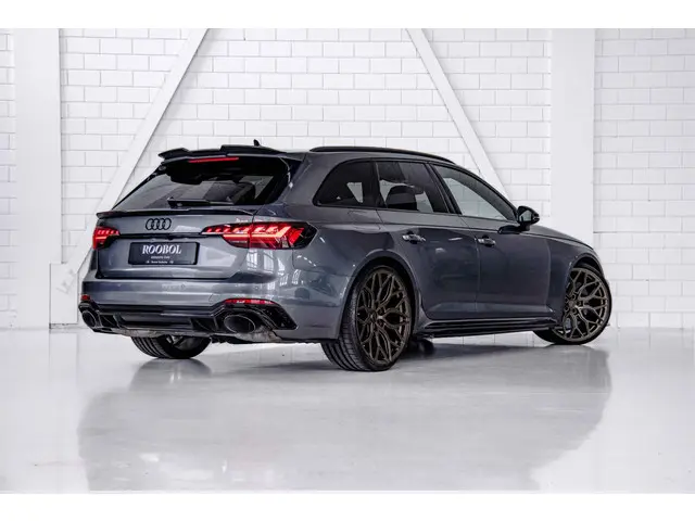 Audi RS4 Urban 2021 Benzine 3
