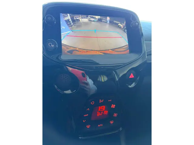 Peugeot 108 1.0 e-VTi Allure TOP! 2019 Benzine 28