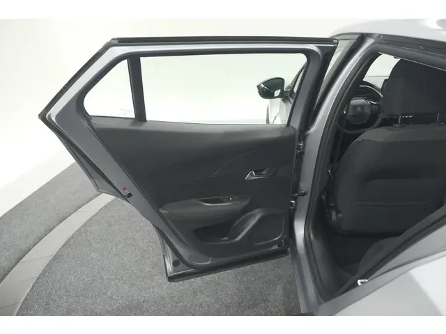 Peugeot e-2008 EV Active 50 kWh 2022 Elektrisch 62