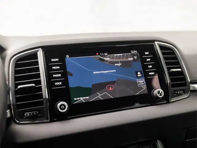 Škoda Karoq 1.5 TSI ACT Sportline 2018 Benzine 26