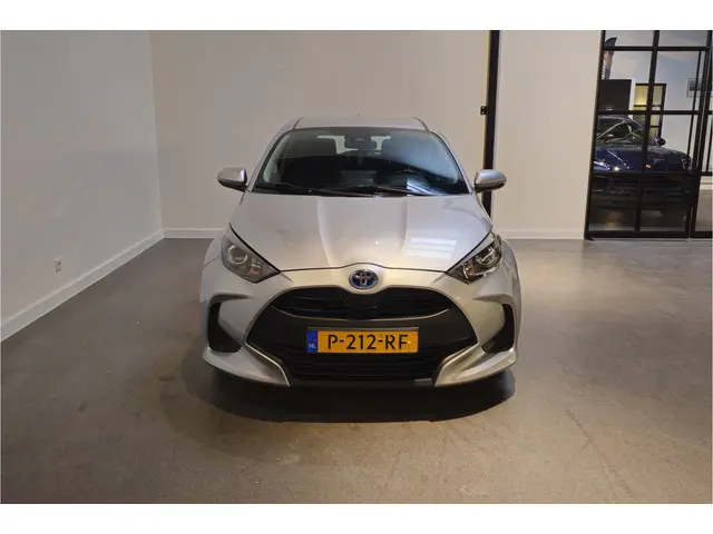 Toyota Yaris 1.5 Hybrid Active 2022 Hybride Benzine 5