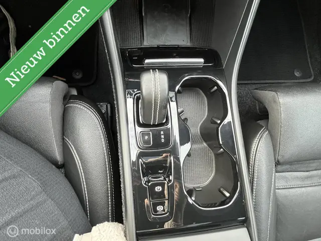 Volvo XC40 2.0 T4 R-Design 2018 Benzine 16