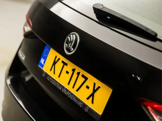 Škoda Superb Combi 1.6 TDI Sportline 2016 Diesel 30