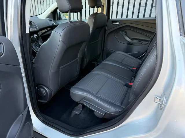 Ford Kuga 1.5 Titanium - Automaat 2019 Benzine 9