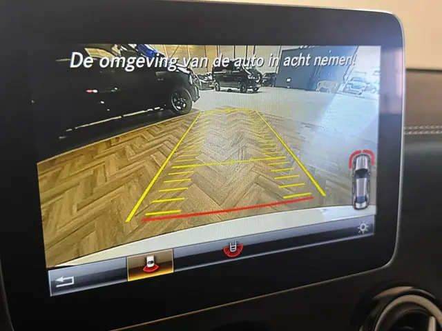 Mercedes-Benz CLA 200 Prestige 2018 Benzine 24