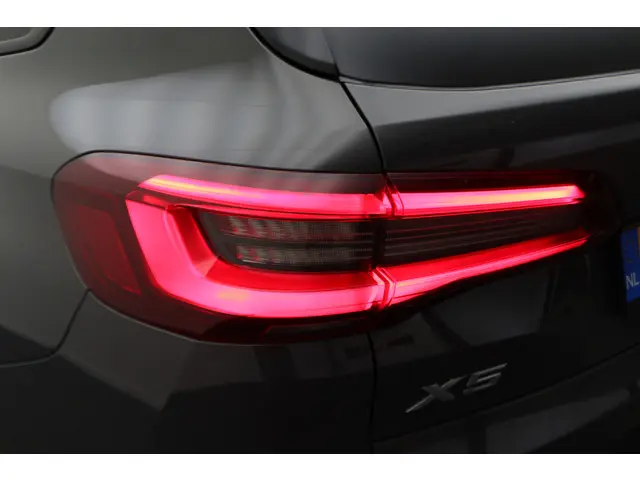 BMW X5 xDrive45e High Executive 2021 Hybride Benzine 31