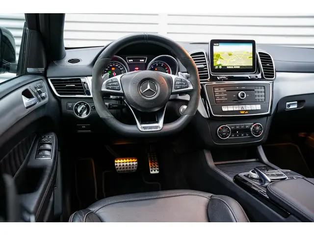 Mercedes-Benz GLE Coupé 43 AMG 4MATIC 2015 Benzine 4