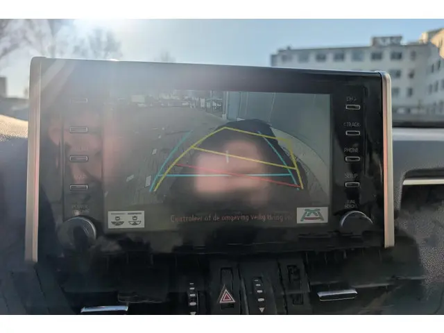 Toyota RAV4 2.5 Hybrid AWD Active 2020 Hybride Benzine 26