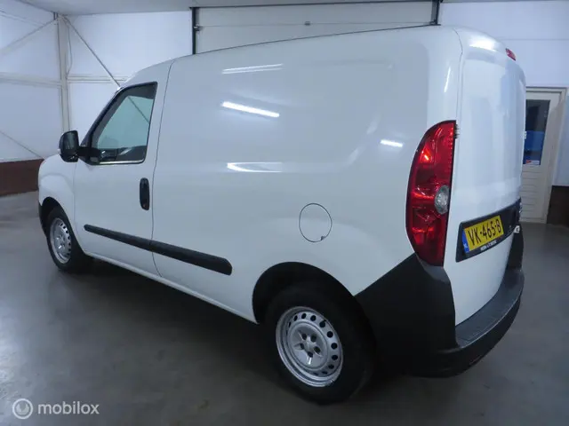 Opel Combo 1.3 CDTi L1H1 ecoFLEX Edition 2014 Diesel 3