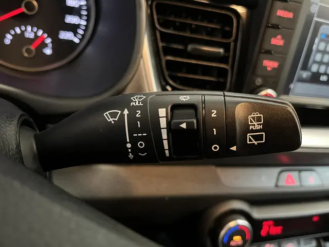Kia Stonic 1.0 T-GDi 120PK DynamicPlusLine 2020 Benzine 24
