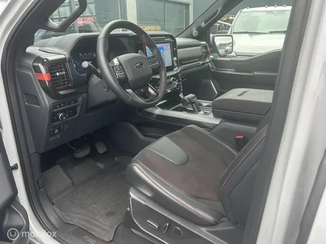 Ford F-150 USA 5.2 Supercharged 2024 Benzine 16