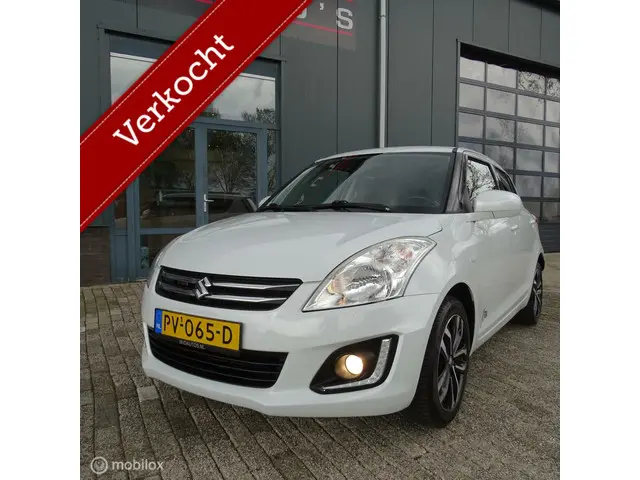 Suzuki Swift 1.2 X-tra Pearl White 2015 Benzine 4