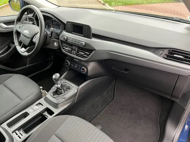 Ford Focus Wagon 1.0 EcoBoost Trend Edition 2020 Benzine 10