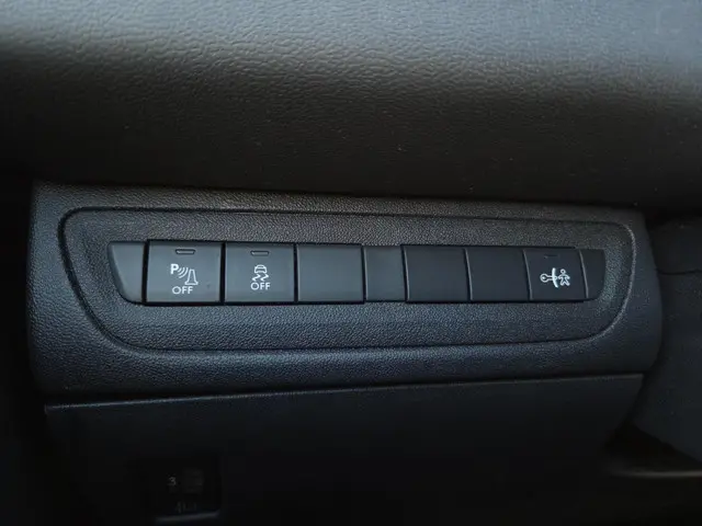 Peugeot 208 1.2 VTi Blue Lease Executive 2013 Benzine 18