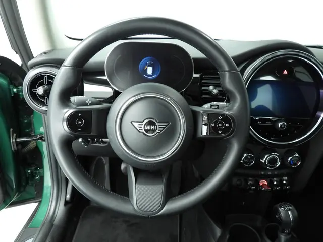 MINI 3-Deurs Cooper 2021 Benzine 10