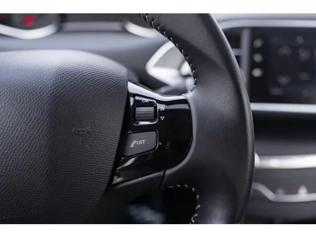 Peugeot 308 1.5 BlueHDi Blue Lease Active 2020 Diesel 23