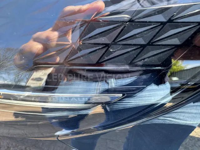 Renault Captur 1.3 TCe 140pk EDC Techno 2024 Benzine 11