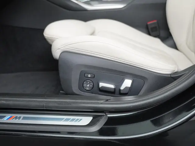 BMW 3 Serie Touring M340i xDrive 2022 Benzine 25