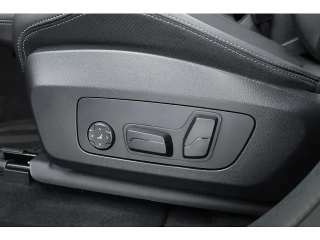 BMW X1 xDrive30e M Sport 2025 Hybride Benzine 11