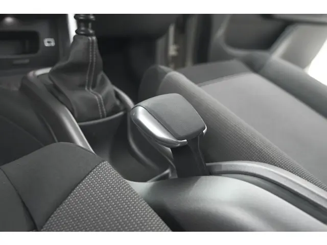 Citroën C3 Aircross PureTech 110 S&S Feel 2020 Benzine 39