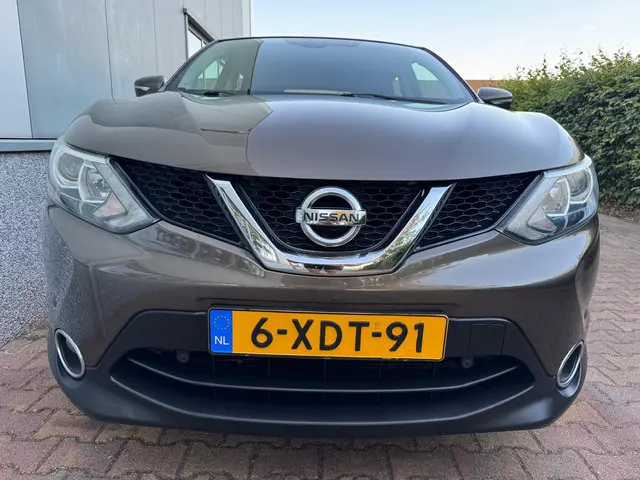 Nissan QASHQAI 1.2 Acenta ( TREKHAAK + AIRCO ) 2014 Benzine 8