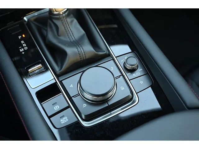 Mazda 3 e-SkyActiv-G 140 automaat Homura 2025 Benzine 33