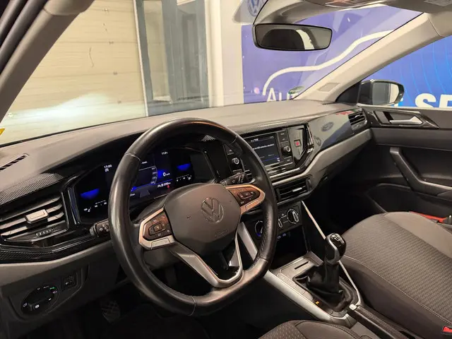 Volkswagen Polo 1.0 TSI Life 2022 Benzine 9