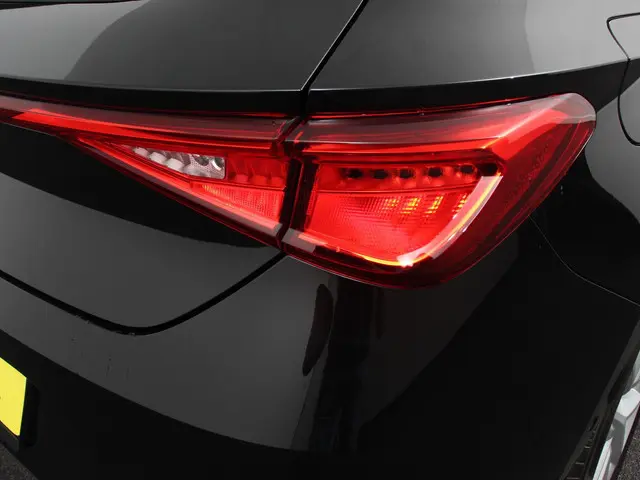 SEAT Leon 1.0 eTSI 110pk DSG Style 2024 Benzine 29