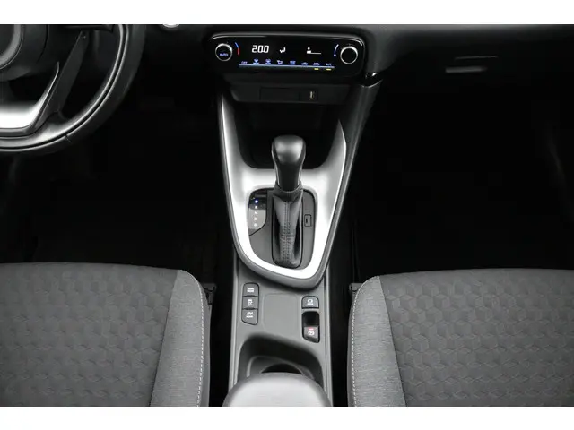 Toyota Yaris 1.5 Hybrid Dynamic 2020 Hybride Benzine 26