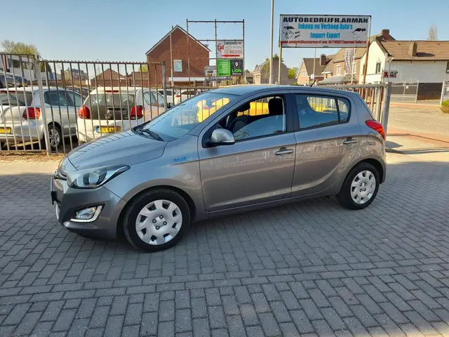 Hyundai i20 1.2i i-Motion 2012 Benzine 14