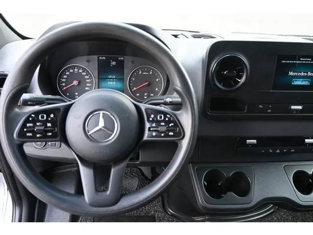 Mercedes-Benz Sprinter 315 CDI L3H2 MARGE 2021 Diesel 15