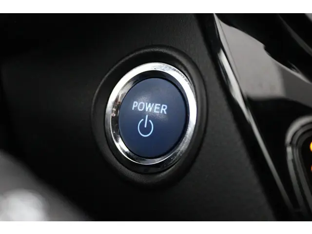 Toyota C-HR 2.0 Hybrid Executive 2021 Hybride Benzine 43