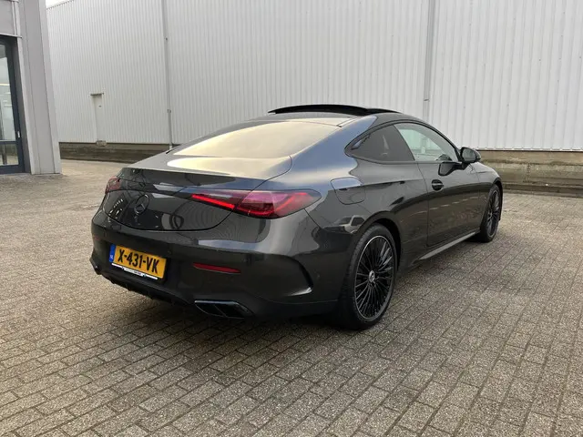 Mercedes-Benz CLE Coupé 200 AMG Line 2024 Benzine 42