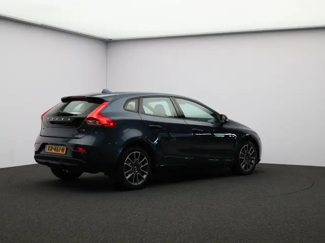 Volvo V40 2.0 T2 Nordic+ 2016 Benzine 2
