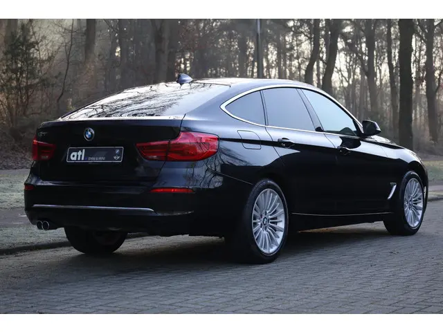 BMW 3 Serie GT 320i High Executive 2020 Benzine 7