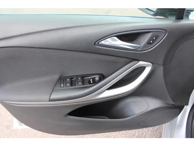 Opel Astra Sports Tourer 1.2 Edition 131PK 2020 Benzine 34
