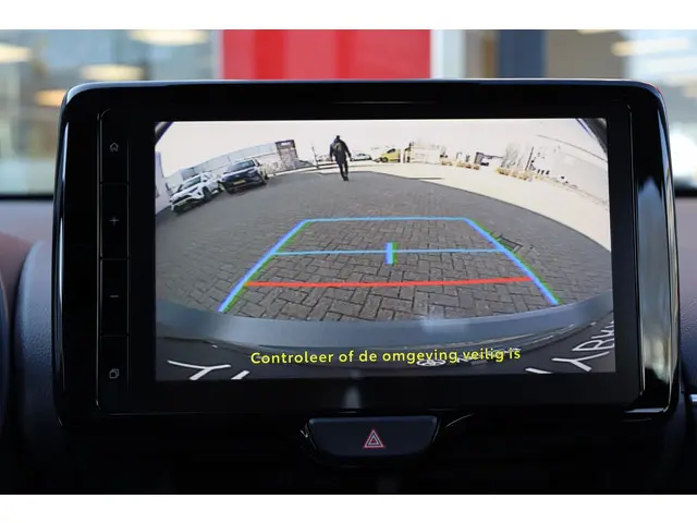 Toyota Yaris 1.5 Hybrid 115 Comfort, 2026 Hybride Benzine 5