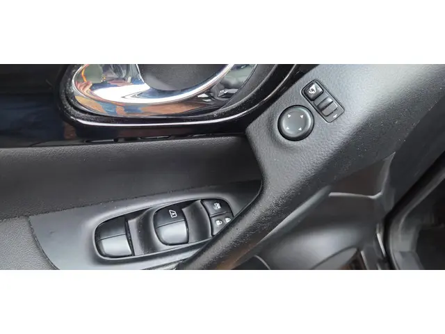 Nissan QASHQAI 1.2 Tekna 2014 Benzine 10