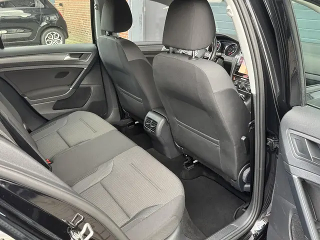 Volkswagen e-Golf E-DITION 2020 Elektrisch 11