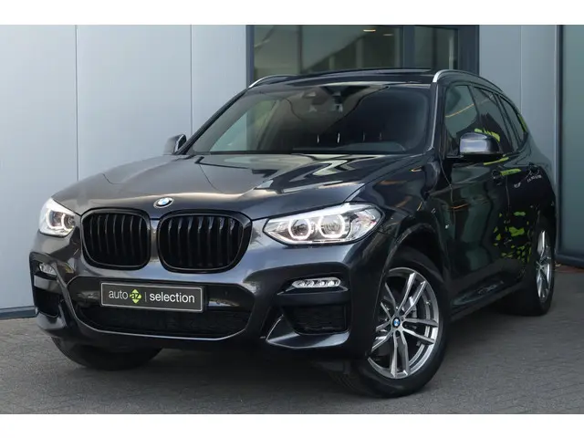 BMW X3 xDrive20i High Executive 2018 Benzine 49