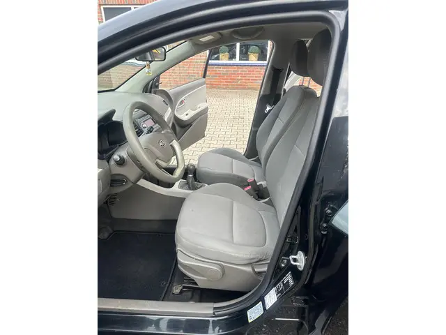 Kia Picanto 1.0 CVVT 2012 Benzine 14