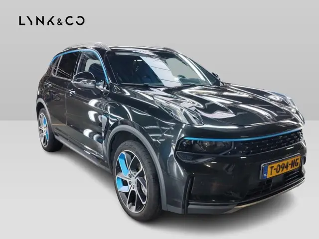 Lynk & Co 01 1.5 2023 Hybride Benzine 6