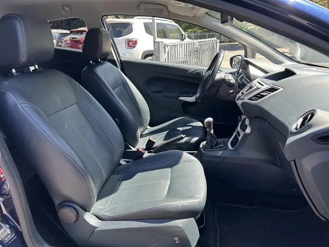 Ford Fiesta 1.25 Titanium 2012 Benzine 10