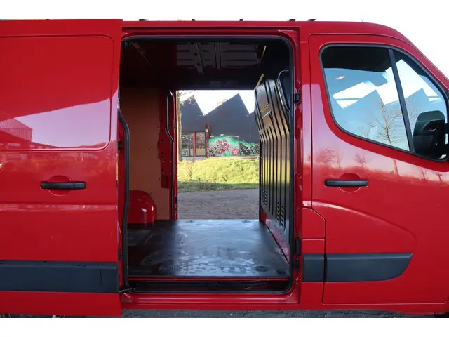 Opel Movano 2.3 Turbo L1H2 Slechts: 43.564 km 2020 Diesel 11