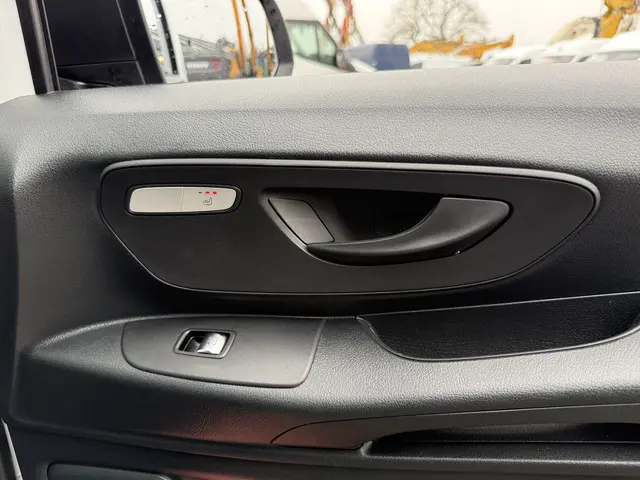 Mercedes-Benz eVito 112 Pro 66kWh 2024 Elektrisch 28